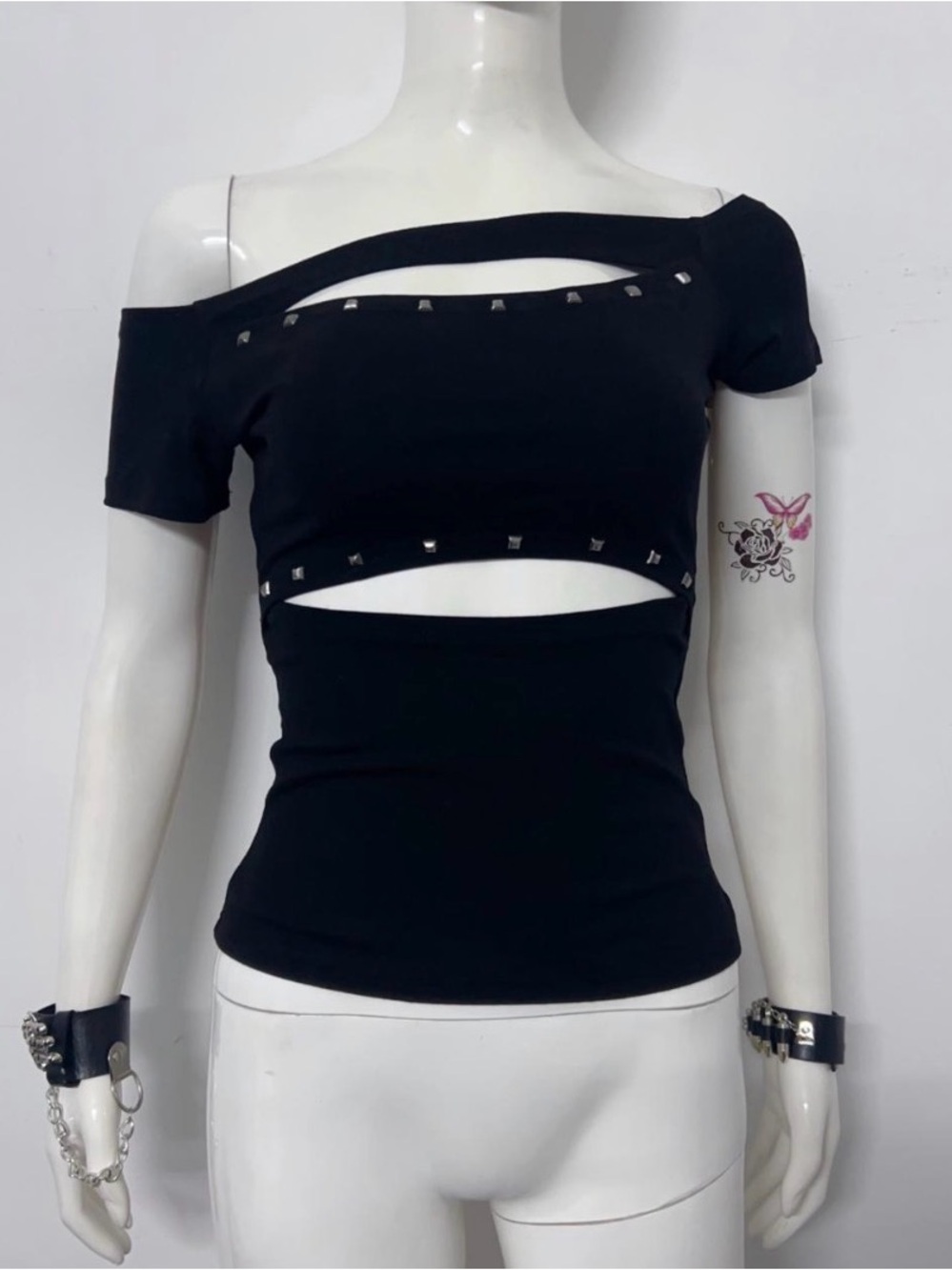 Handcrafted Black Stud-Trim Cut Out 2000s Women's Top